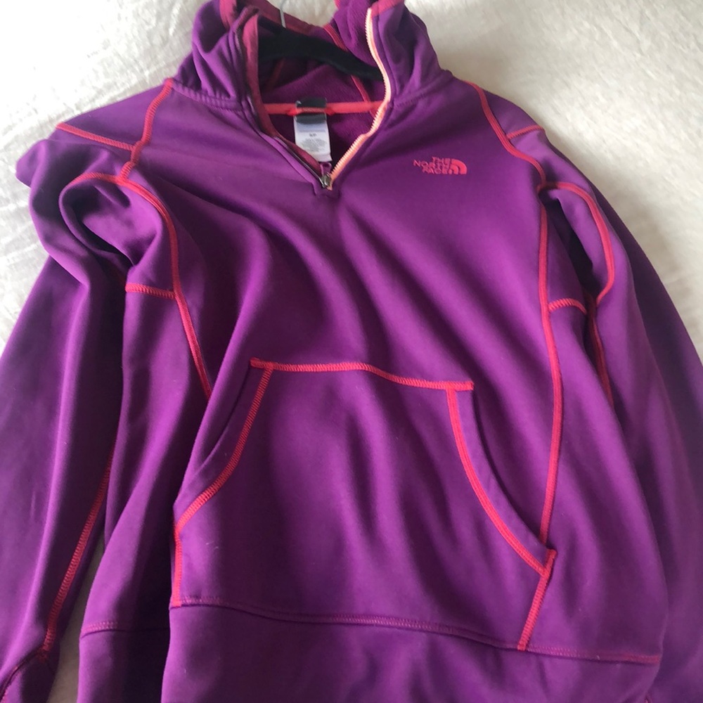 The North Face Sweatshirt